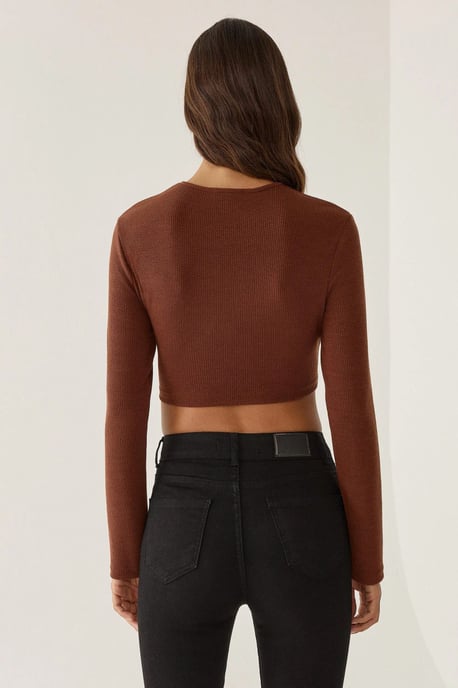 Eng anliegendes Crop-Top - Image 4