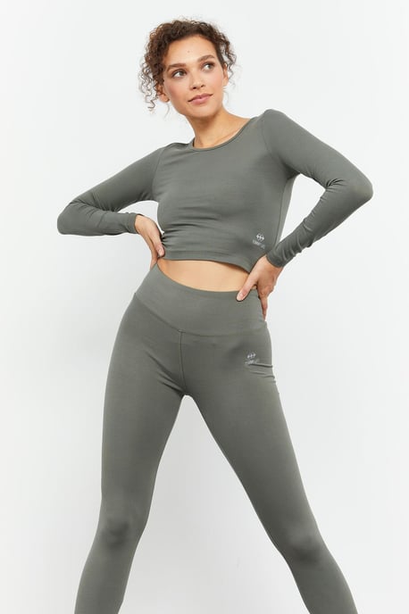 Slim-Fit Langarm-Crop-Top - Image 3