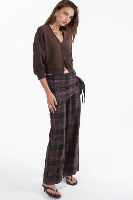 V-Ausschnitt Rippenstrick Cropped Cardigan - Image 2