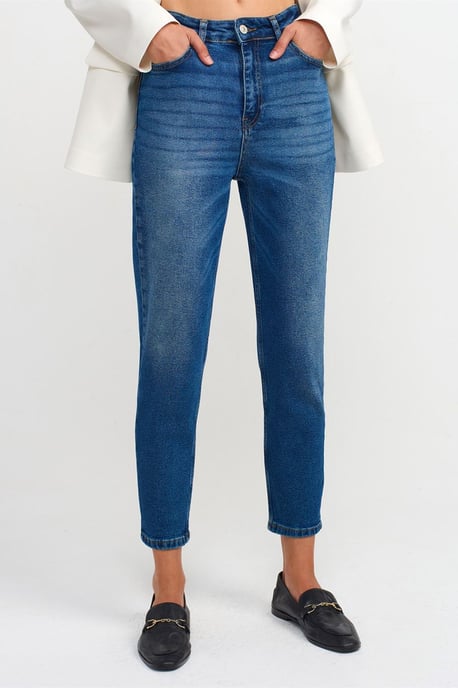 Damen High-Waist Slim Straight Jeans - Image 3