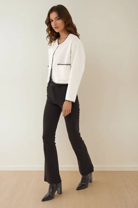 Kragenlose Jacke mit Kontrastnähten - Image 2