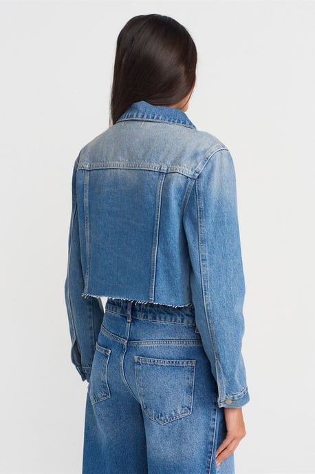 Damen verkürzte Jeansjacke - Image 2