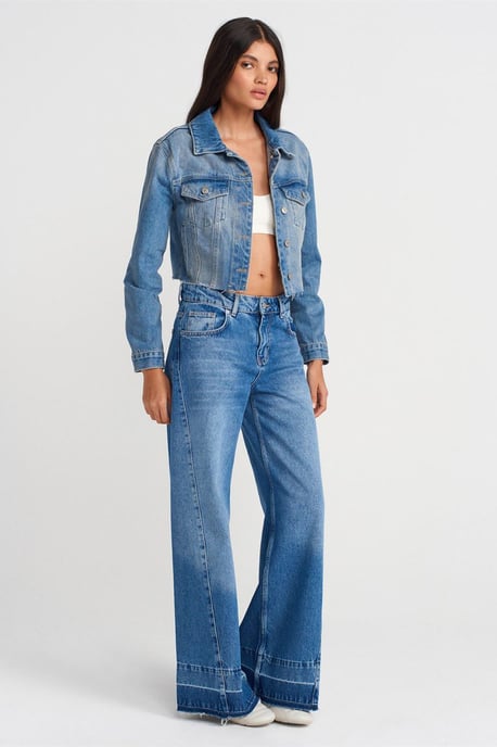 Damen verkürzte Jeansjacke - Image 4