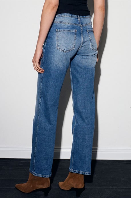 Damen High-Waist Weite Jeans - Image 4