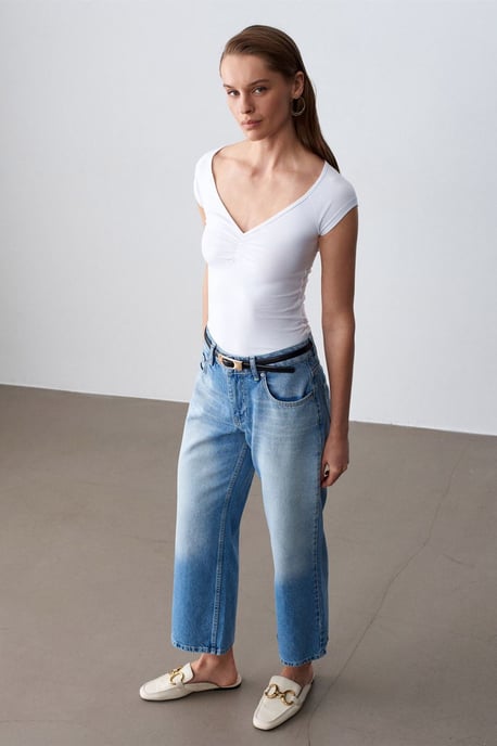 Hüfttaschenweite Weite Capri-Jeans - Image 4