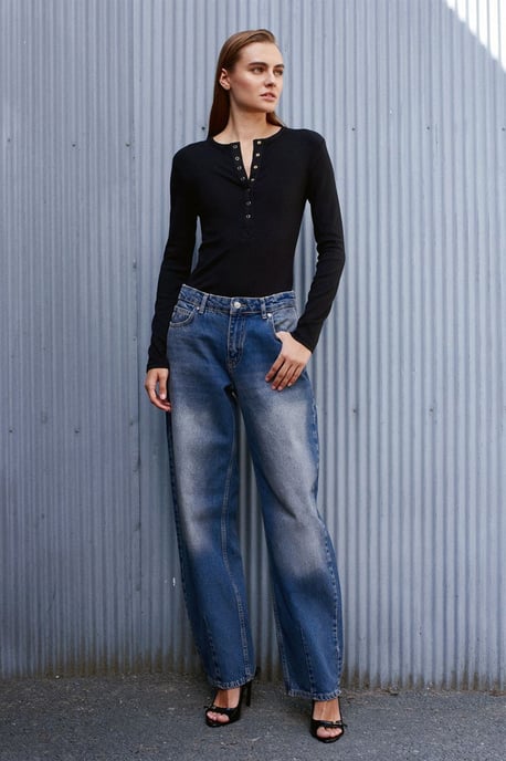 Hochtaillierte weit geschnittene Baumwoll-Jeans - Image 1