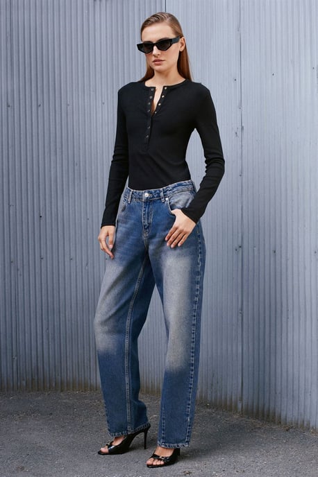 Hochtaillierte weit geschnittene Baumwoll-Jeans - Image 3