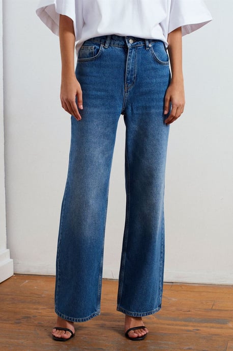 Hochtaillierte weite Denim-Jeans - Image 5