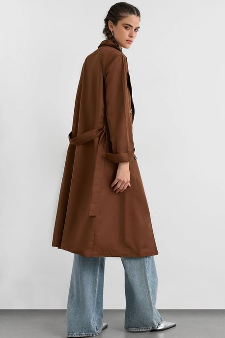 Doppelreihiger Gürtelt trenchcoat - Image 2