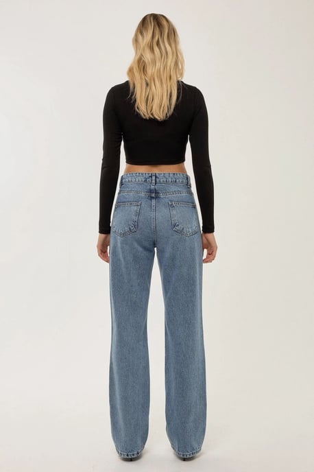 Gerade geschnittene Jeans mit mittlerer Leibhöhe - Image 4