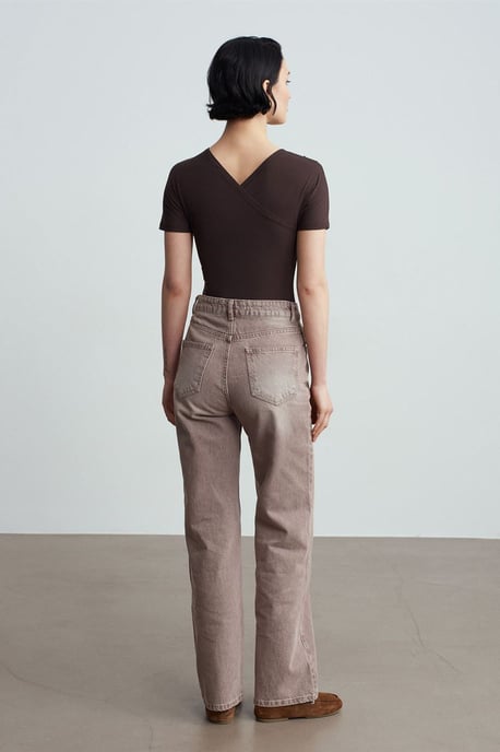 HochTaillierte Gerade Jeans - Image 2