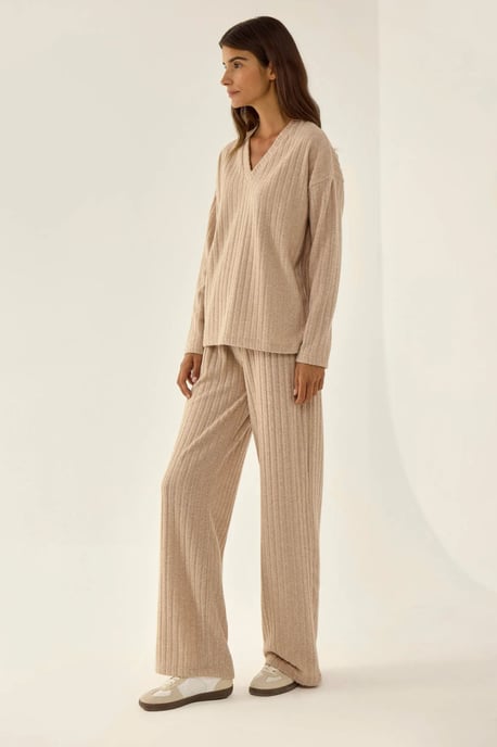 Beige Loungewear-Set - Image 3