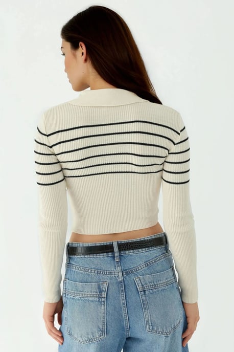 Strickpullover mit strukturiertem Material und halbem Rollkragen - Image 3