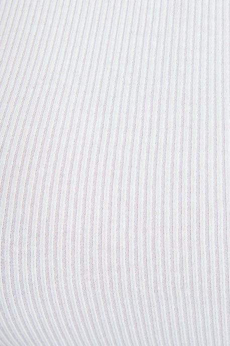 Basic Gewebtes Rundhals-Tanktop - Image 5