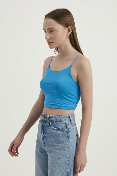 Spaghetti-Träger Basic Cropped Cami Top - Image 3