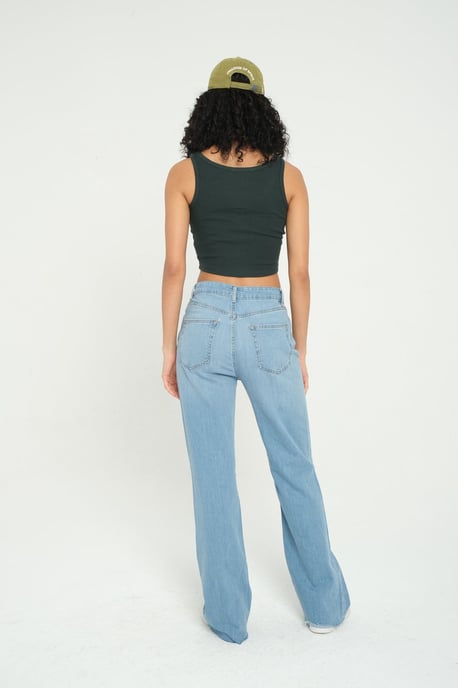 Quadratisches Hals- Ribbed Button-Top - Image 5