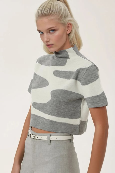 Abstraktes Strickoberteil - Image 3