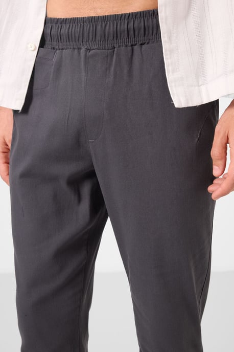 Herren Chinos mit geradem Bein aus Gabardine - Image 3
