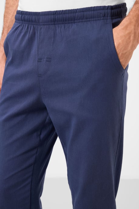 Herren Chinos mit geradem Bein aus Gabardine - Image 3