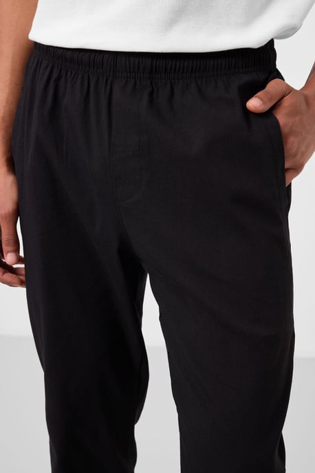 Herren Chino-Hose mit geradem Bein aus Gabardine - Image 4