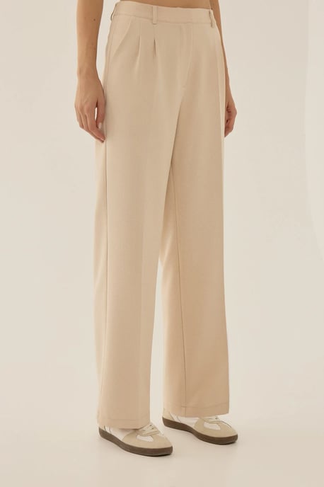 Hosen mit geradem Schnitt und mittlerer Taille mit Falten - Image 4