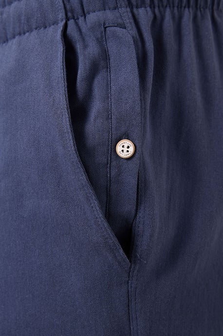 Herren Chinos mit geradem Bein aus Gabardine - Image 6