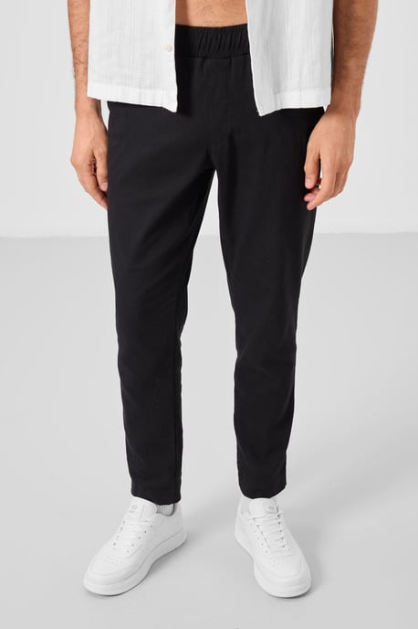 Herren Chinos mit geradem Bein aus Gabardine - Image 2