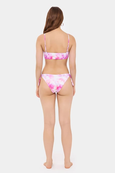 Bandeau-Bikini-Set mit Krawatten an der Seite im Batikdesign - Image 3