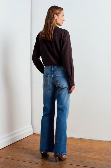 Tiefe Taille Schlagjeans - Image 2