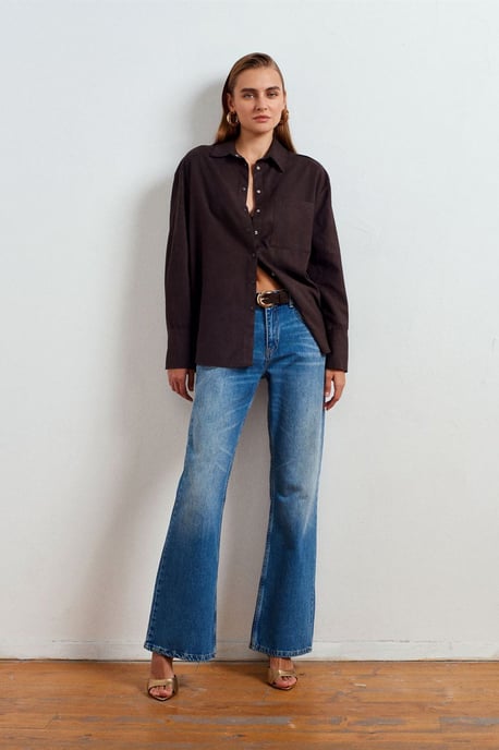 Tiefe Taille Schlagjeans - Image 3