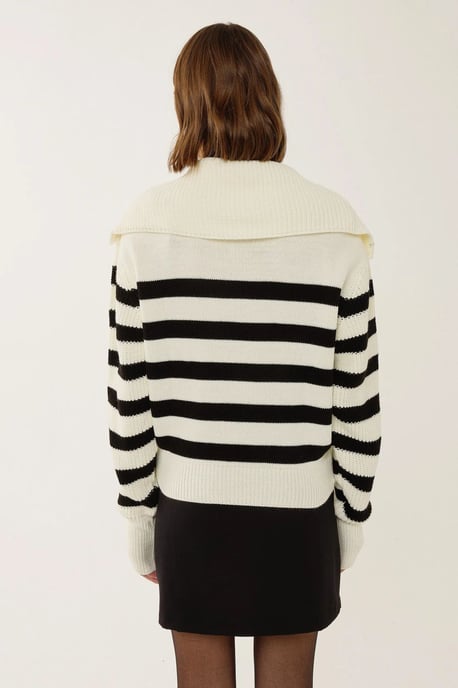 Übergroßer gestreifter Sweatshirt mit Reißverschluss - Image 5