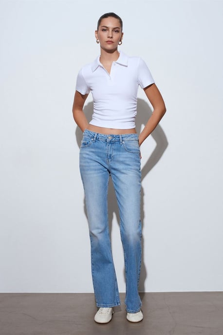 Low-Waist Bootcut-Jeans aus Denim - Image 1