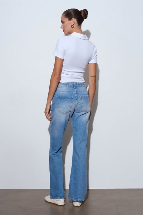 Low-Waist Bootcut-Jeans aus Denim - Image 2