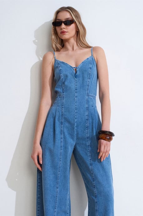 Weitgeschnittene Denim-Jumpsuit - Image 3
