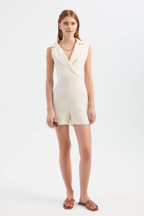 V-Ausschnitt Playsuit mit Kragendetail - Image 2