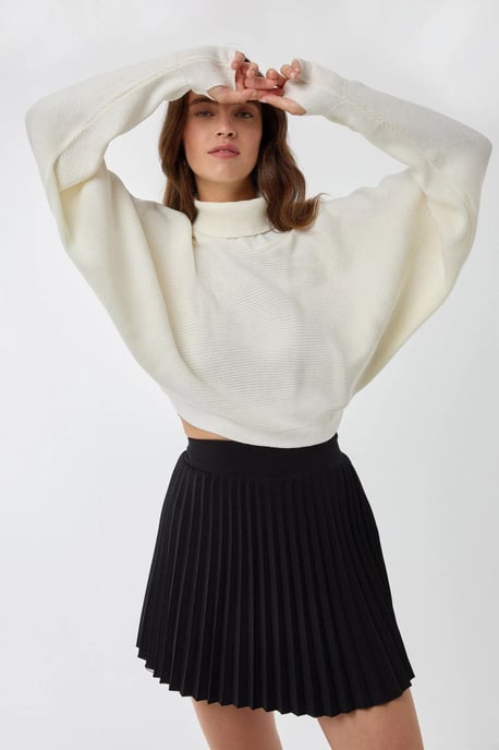 Lässiger Pullover mit Rollkragen - Image 1