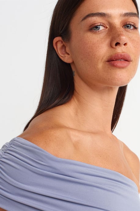 Schulterfreie Slim Fit Jersey-Bluse - Image 4