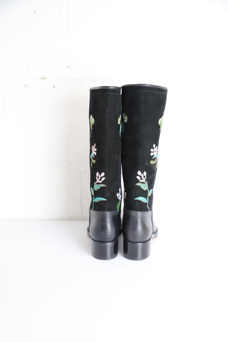 Etro Kniehohe Stiefel mit Blumenstickerei aus schwarzem Leder und Wildleder - Image 4