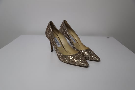 Jimmy Choo Romy Pumps aus goldglitzerndem Tüll - Image 6