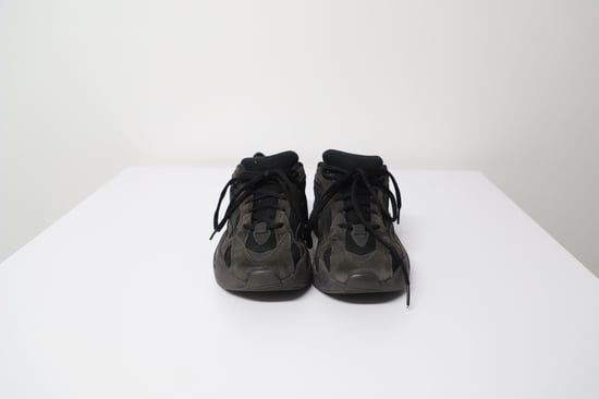 Yeezy Boost 700 V2 Vanta in Black Rubber - Image 2