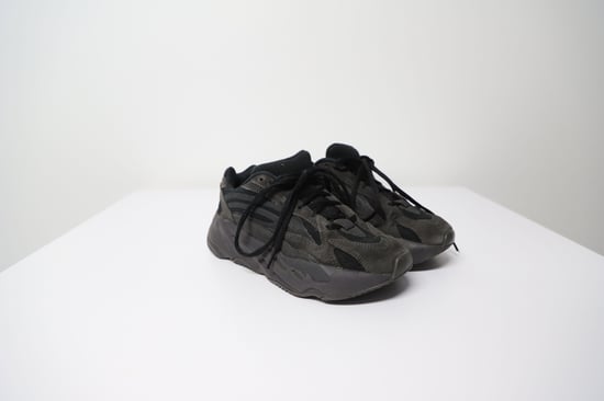 Yeezy Boost 700 V2 Vanta in Black Rubber - Image 3