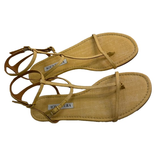 Aquazzura So Ponza T-Strap Sandalen in Beige Raffia - Image 4