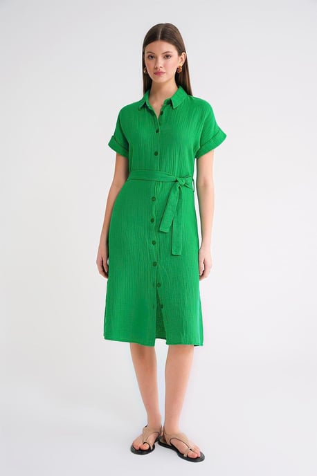 Lässig geschnittenes Midi-Kleid mit Hemdkragen und Knöpfen - Image 3