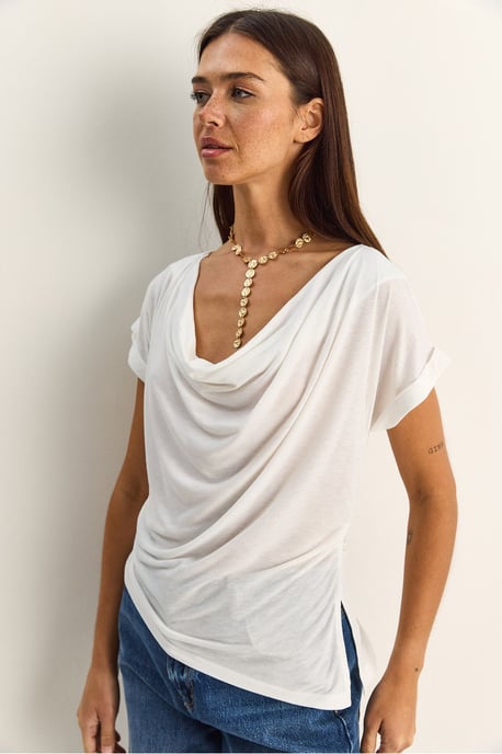 Kragenloses Drapiertes Blusenshirt - Image 2