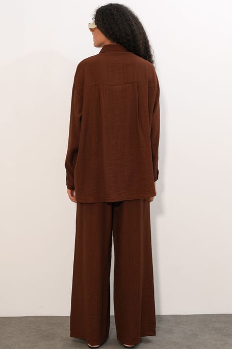 Strukturiertes Button-Down Langarmhemd - Image 6