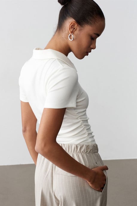 Damen Crop Slim Fit Polo T-Shirt - Image 3