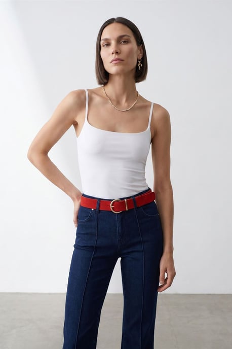 Schlank geschnittene quadratische Hals-Ablauflose Bluse - Image 1