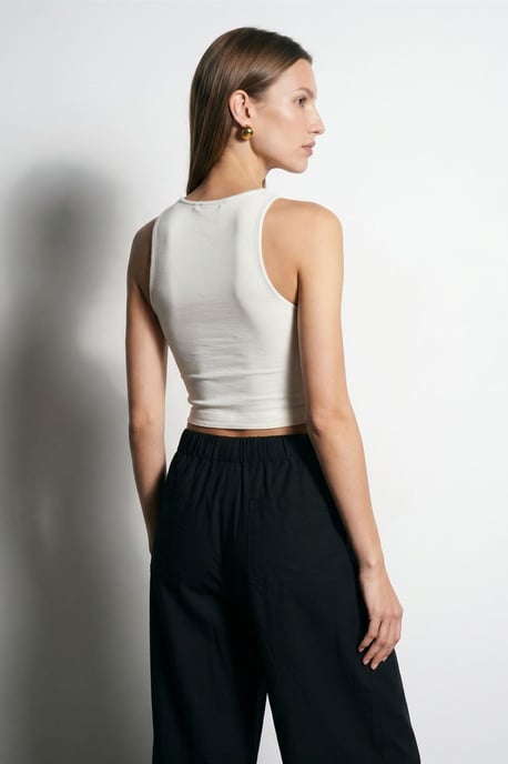 Rippenshirt ohne Ärmel mit cropped Schnitt - Image 2
