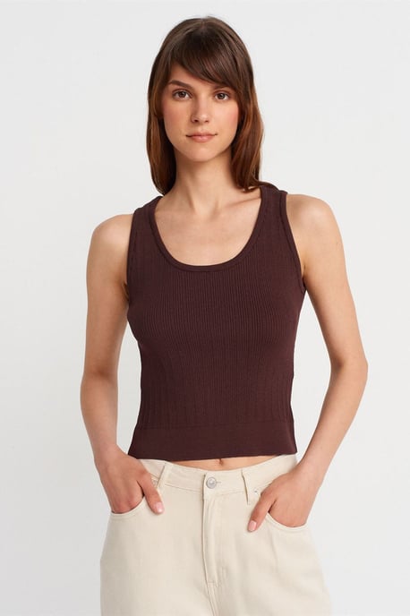 Rippenshirt ohne Ärmel im Slim-Fit-Stil - Image 1