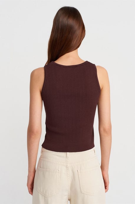 Rippenshirt ohne Ärmel im Slim-Fit-Stil - Image 2